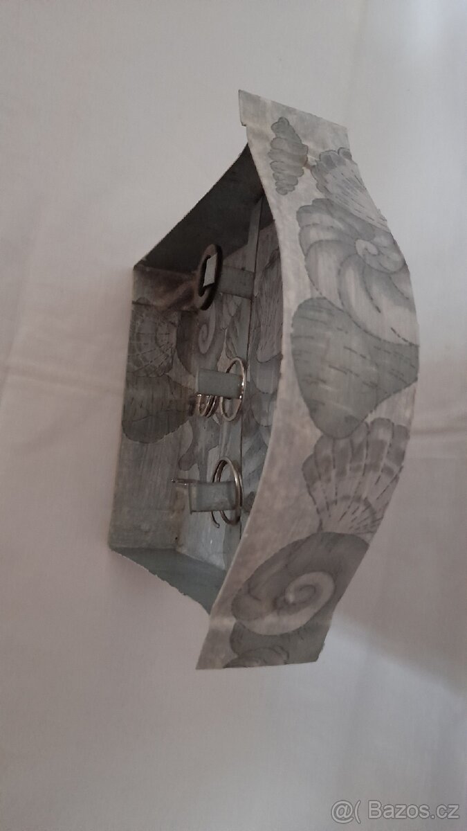 Věšák na klíče - 6