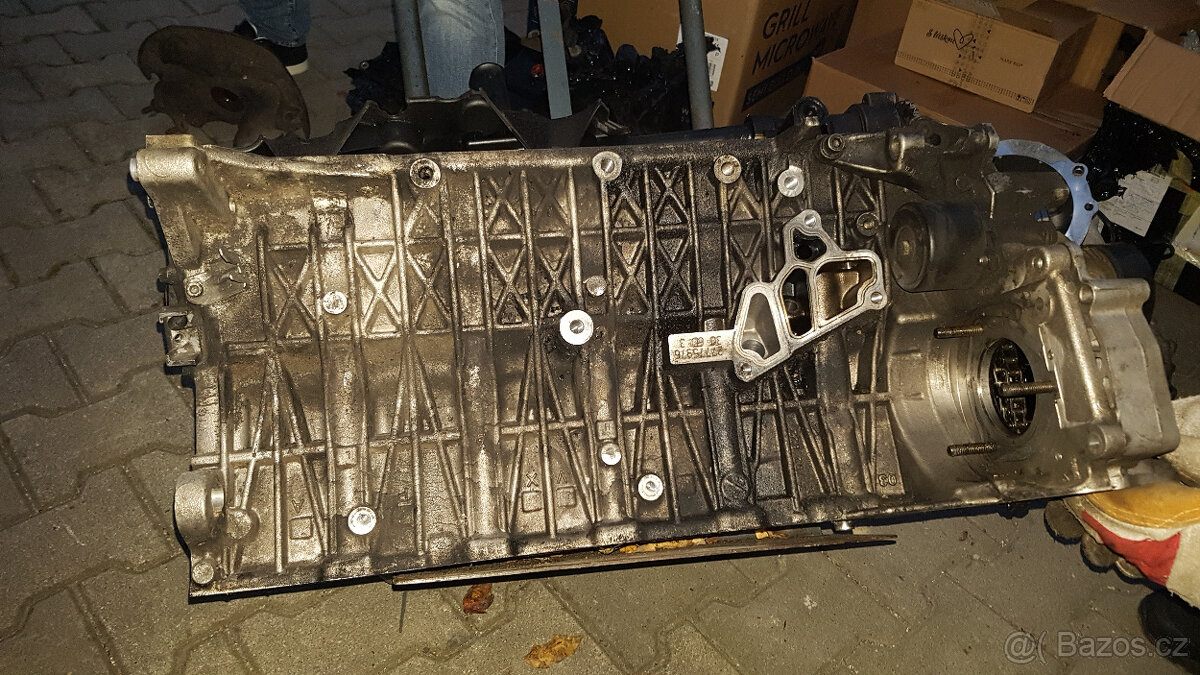 Blok Hlava a vana XD motoru M57N2 306D3 170kW 231k - 6