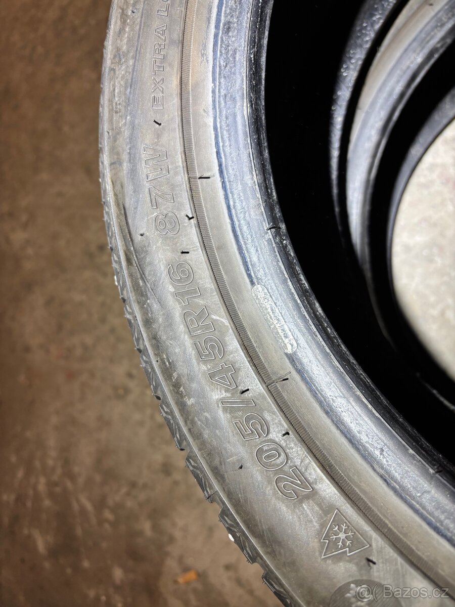 Prodám 2ks zimní 205/45 r16 - 6