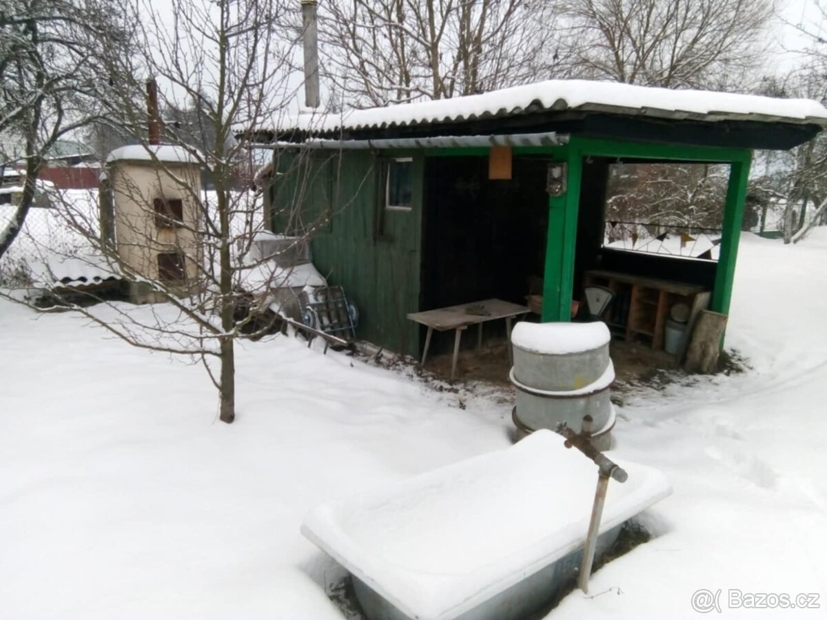 Prodej zahrady s chatkou - 6