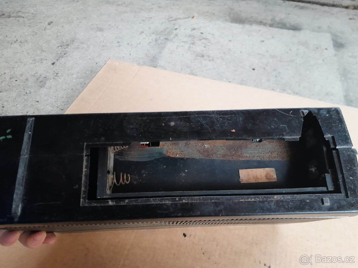 Rádio Spidola 240 - 6