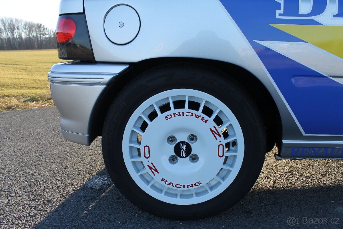 Renault Clio 1.8i 16V - 6