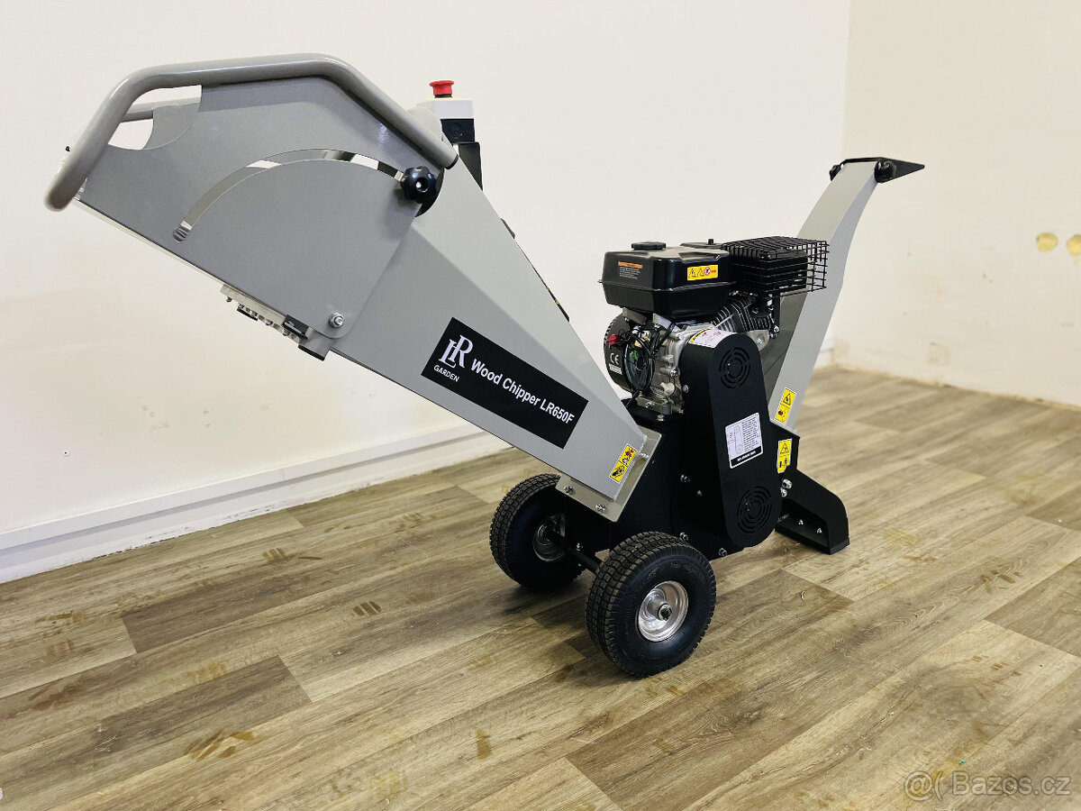 Štěpkovač dřeva LR 650 F - 6