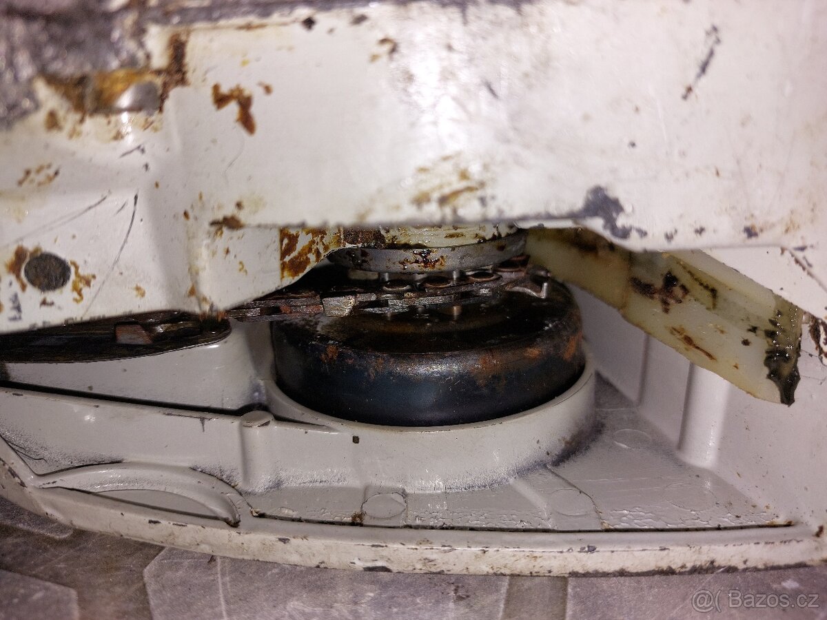 Stará motorová pila Stihl 041AV... TOP STAV - 6