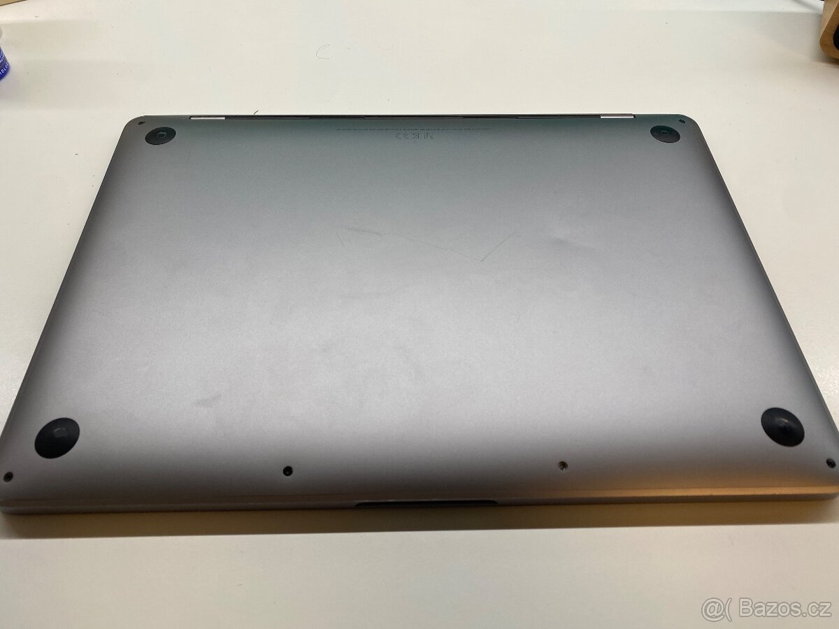 MacBook Pro 2020, 256 GB, vesmírně šedý - 6