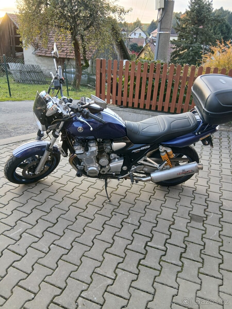 Yamaha XJR 1300 - 6