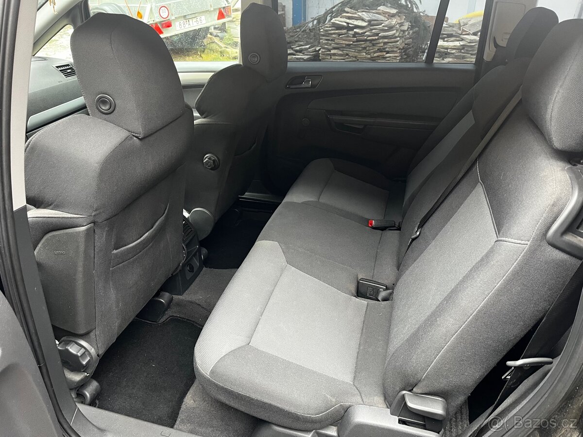 Opel Zafira B - 7.míst - 6