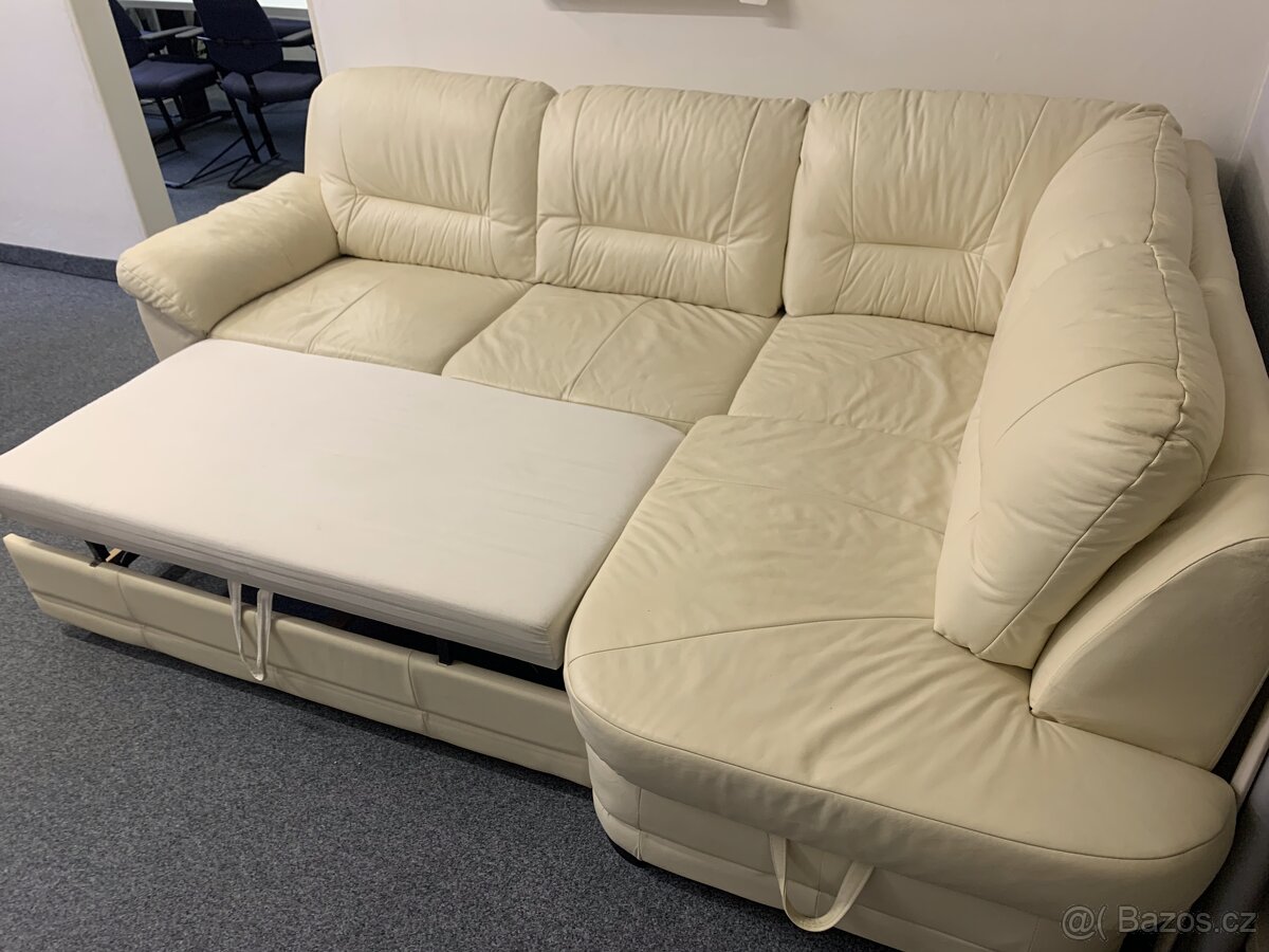 Rozkládací kožená pohovka s taburetem - bílá kůže - 6