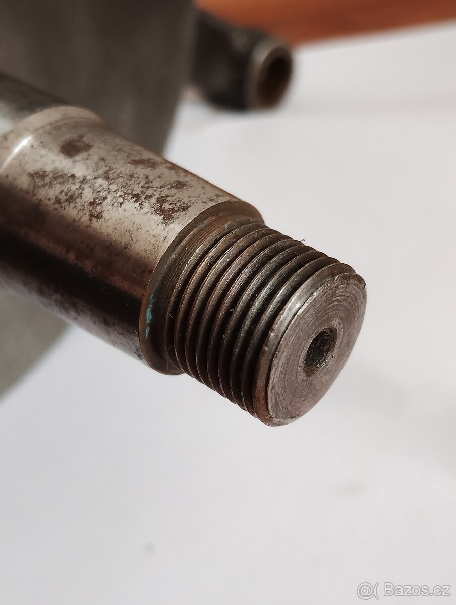 Prodám klikovku po GO na motocykl jawa pérák 250 - 6