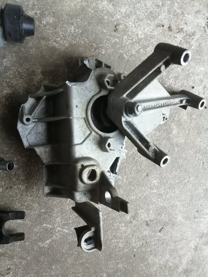 Nahradní dily k Thalie 2010 - 6