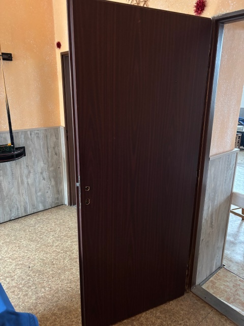 Prodám starší použité dveře - 6