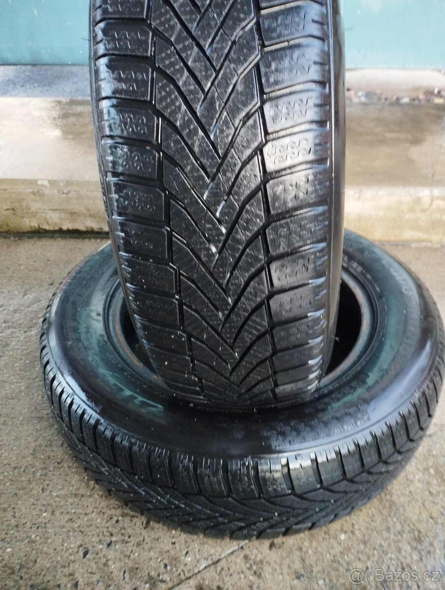 Zimní pneu 195/65/15 DOT-3522 - 6