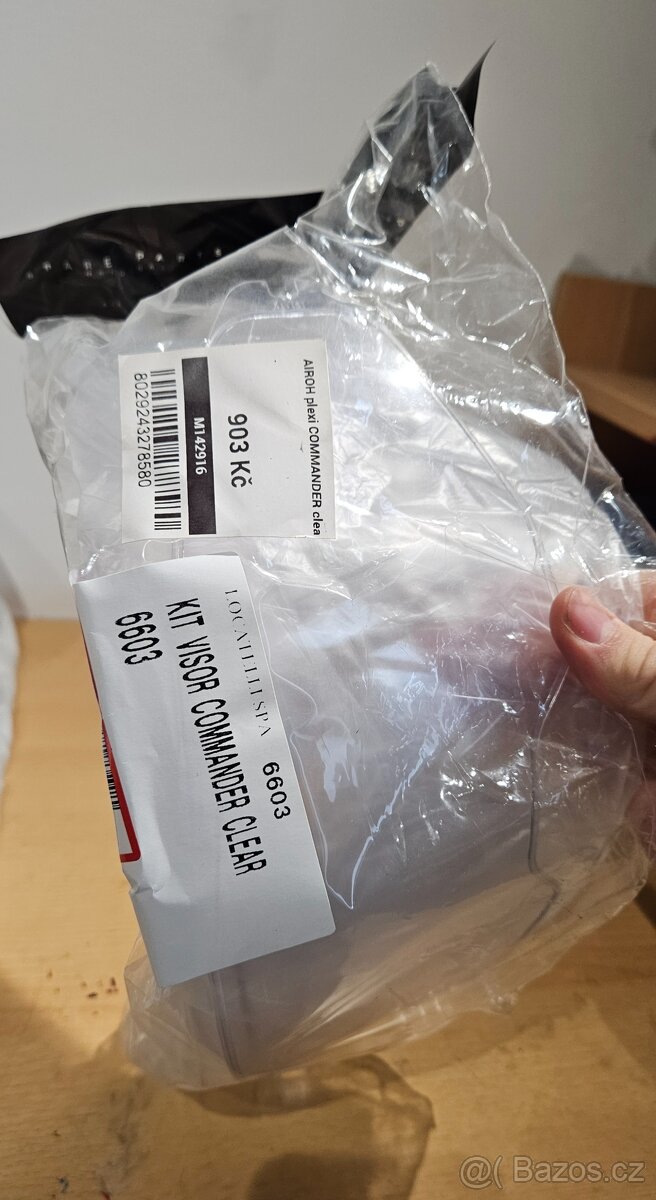 Helma Airoh commander 2 vel. S - 6