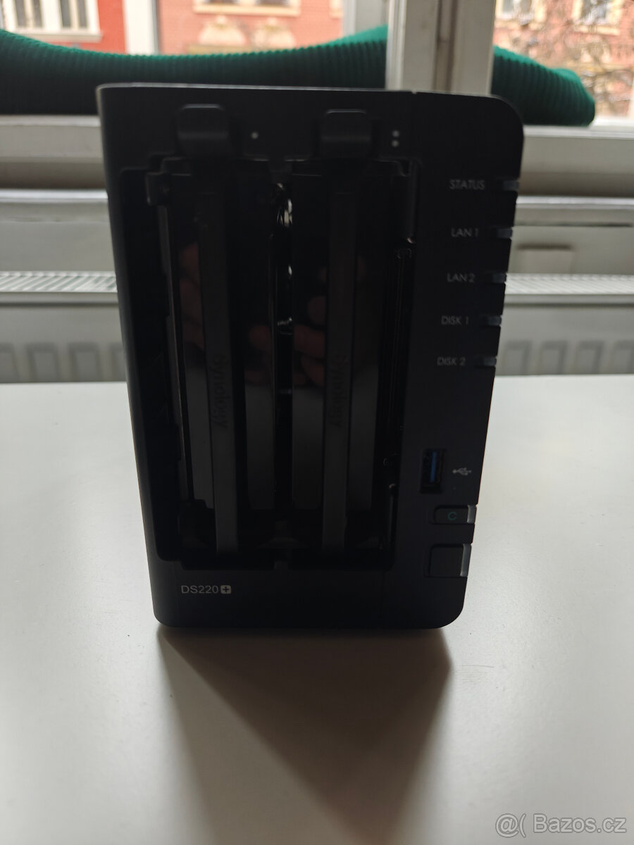 NAS Synology DiskStation DS220+, 2x 4TB Seagate IronWolf Pro - 6
