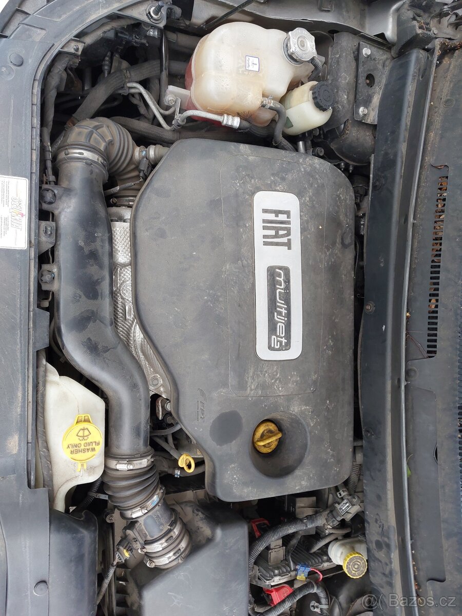 Fiat Freemont 2.0mj 4x4 r.v. 2012 - 6