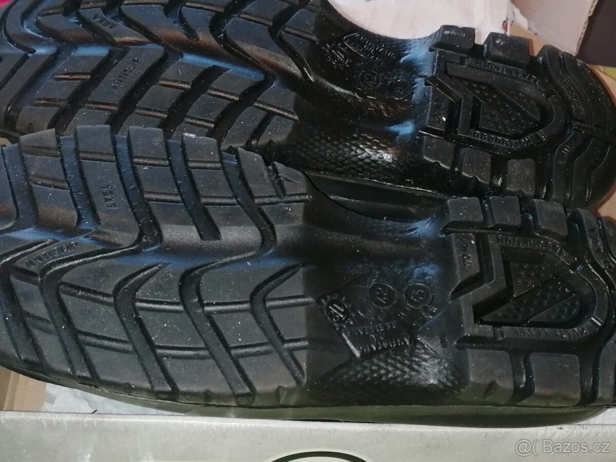 Pracovní boty obuv vel. 42 - 6