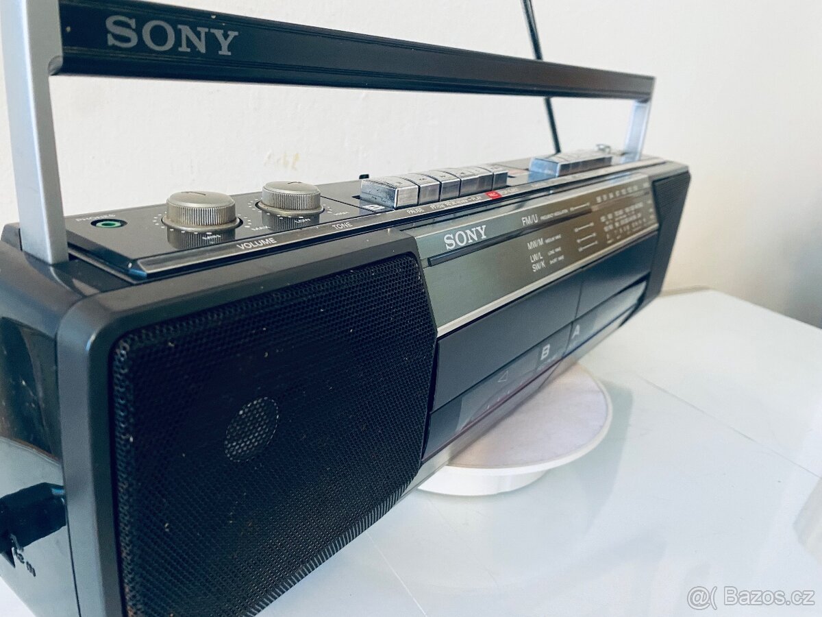 Radiomagnetofon Sony CFS-W30l, rok 1988 - 6