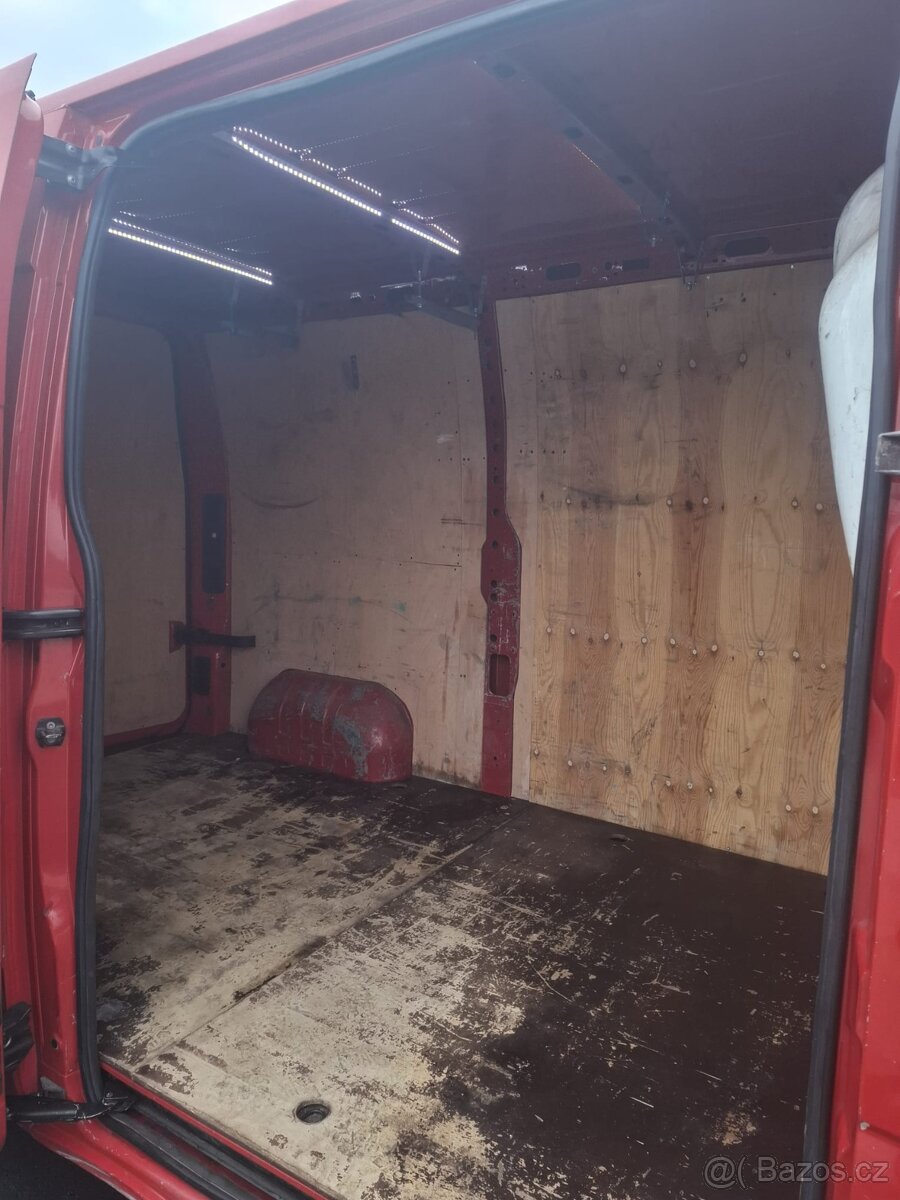 Renault Master 2.3dci L2H2 92kw(125PS) 2015 - 6