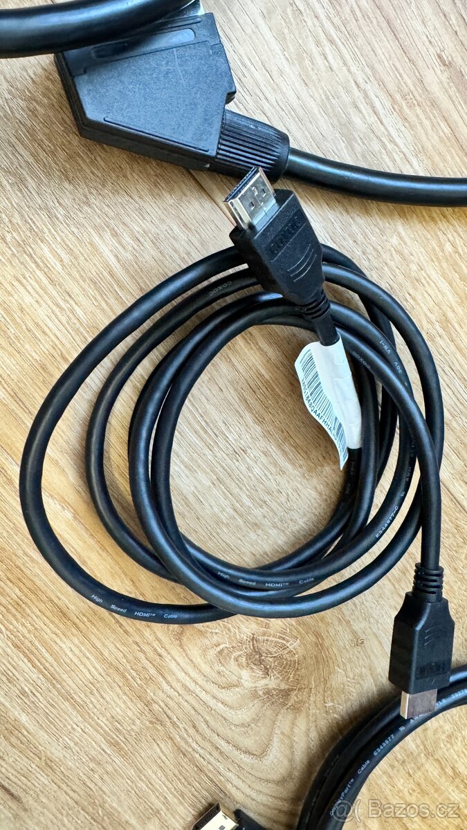 Různé audio, video, zdroj, ethernet, kabely - 6
