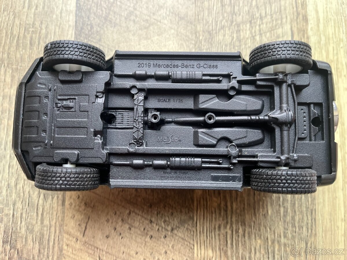 Model 1:25 Mercedes Benz G-Class, Maisto - 6