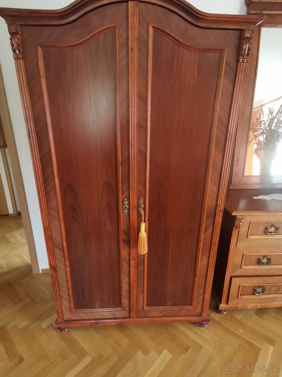 KOMPLETNÍ ŠTÝLOVÁ LOŽNICE - 6