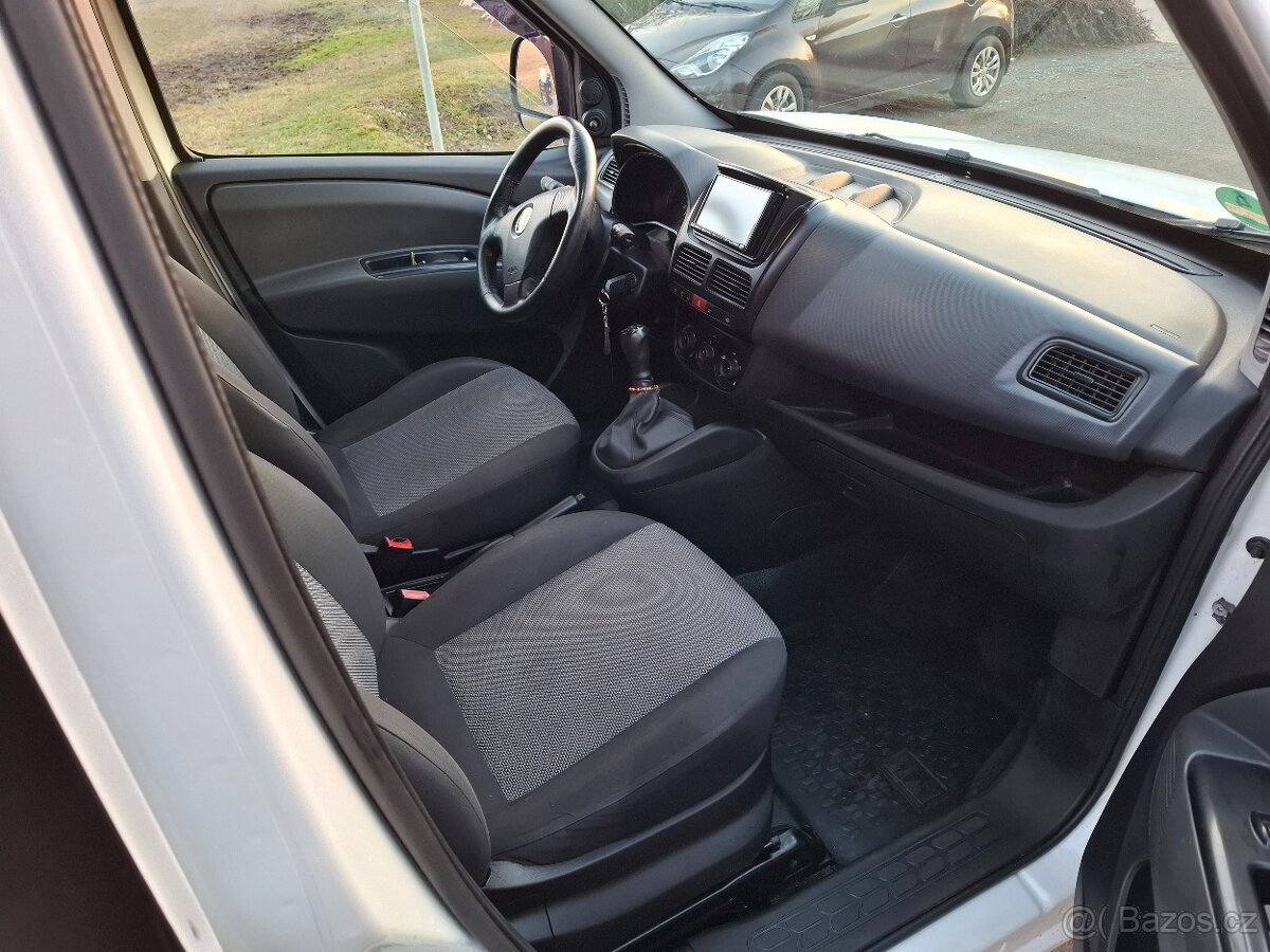 Fiat Dobló 1.3 JTD - 6