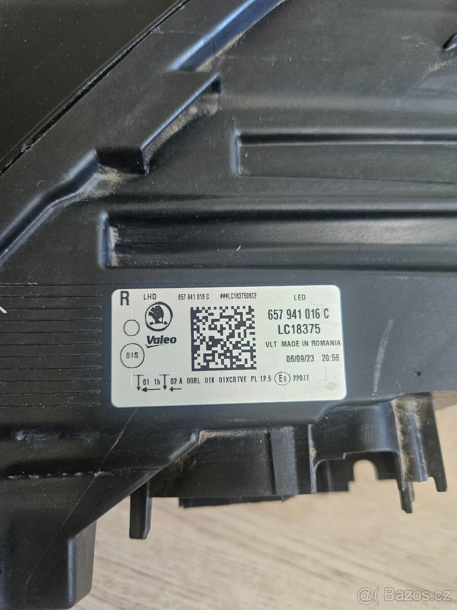 Světlomet přední pravý LED ŠKODA Scala - 6