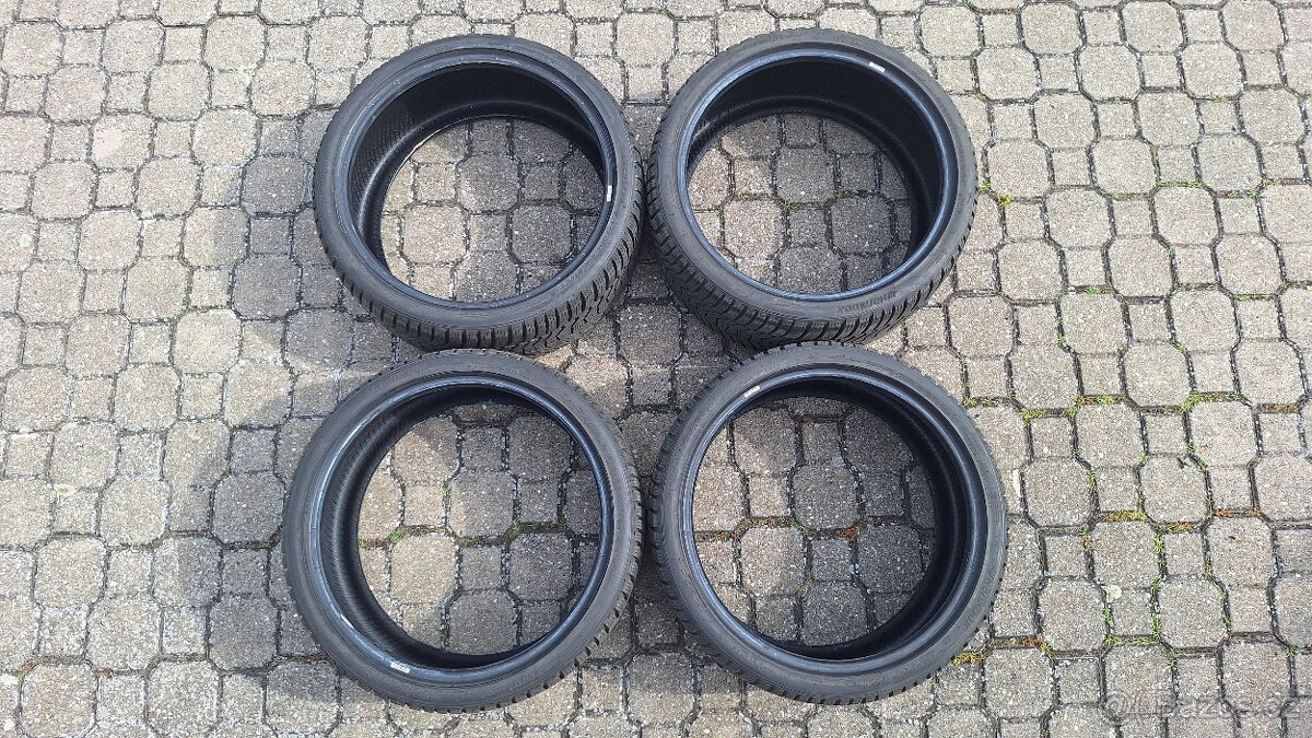 Hankook Winter icept evo3 235/35 R19 91W - 6
