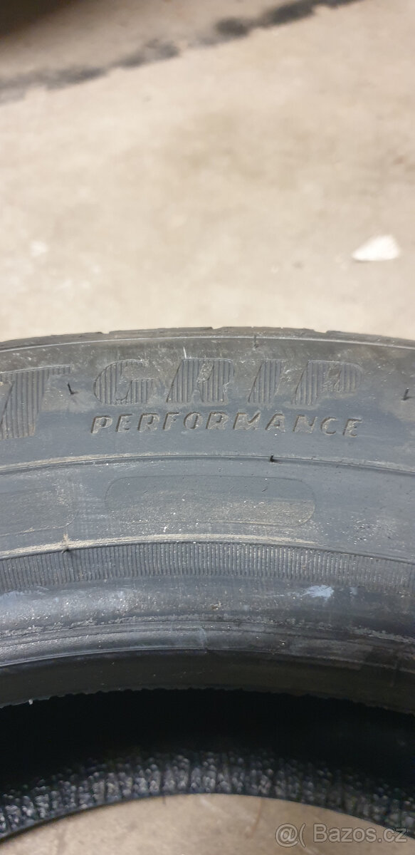 Pneu GOOD YEAR 205/55/17 - 6