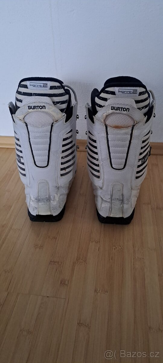Boty Burton - 6