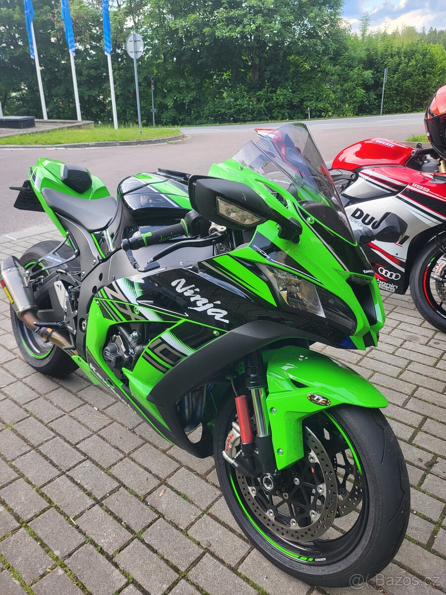 Kawasaki ninja ZX10R - 6