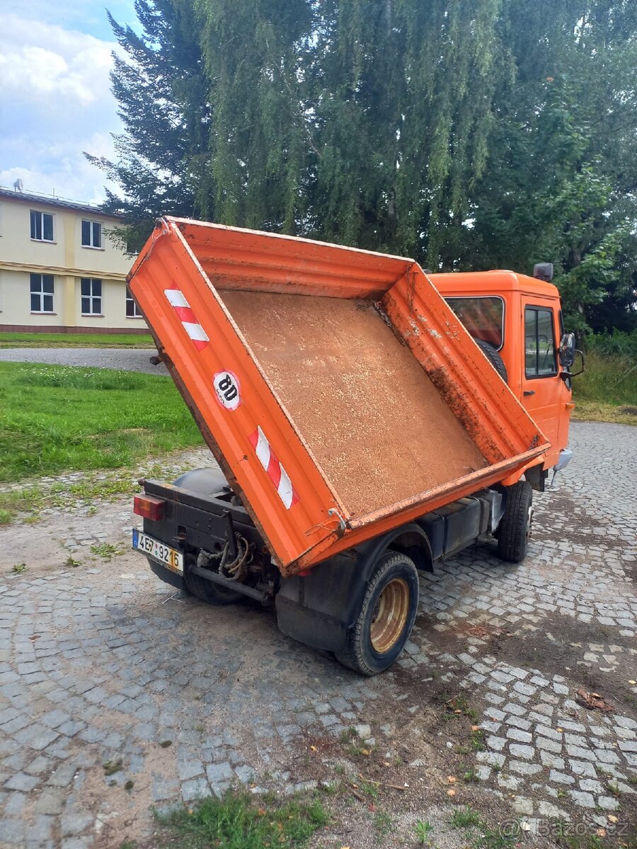 Multicar M26 sklápěčka vč radlice, sypače a kontejneru - 6