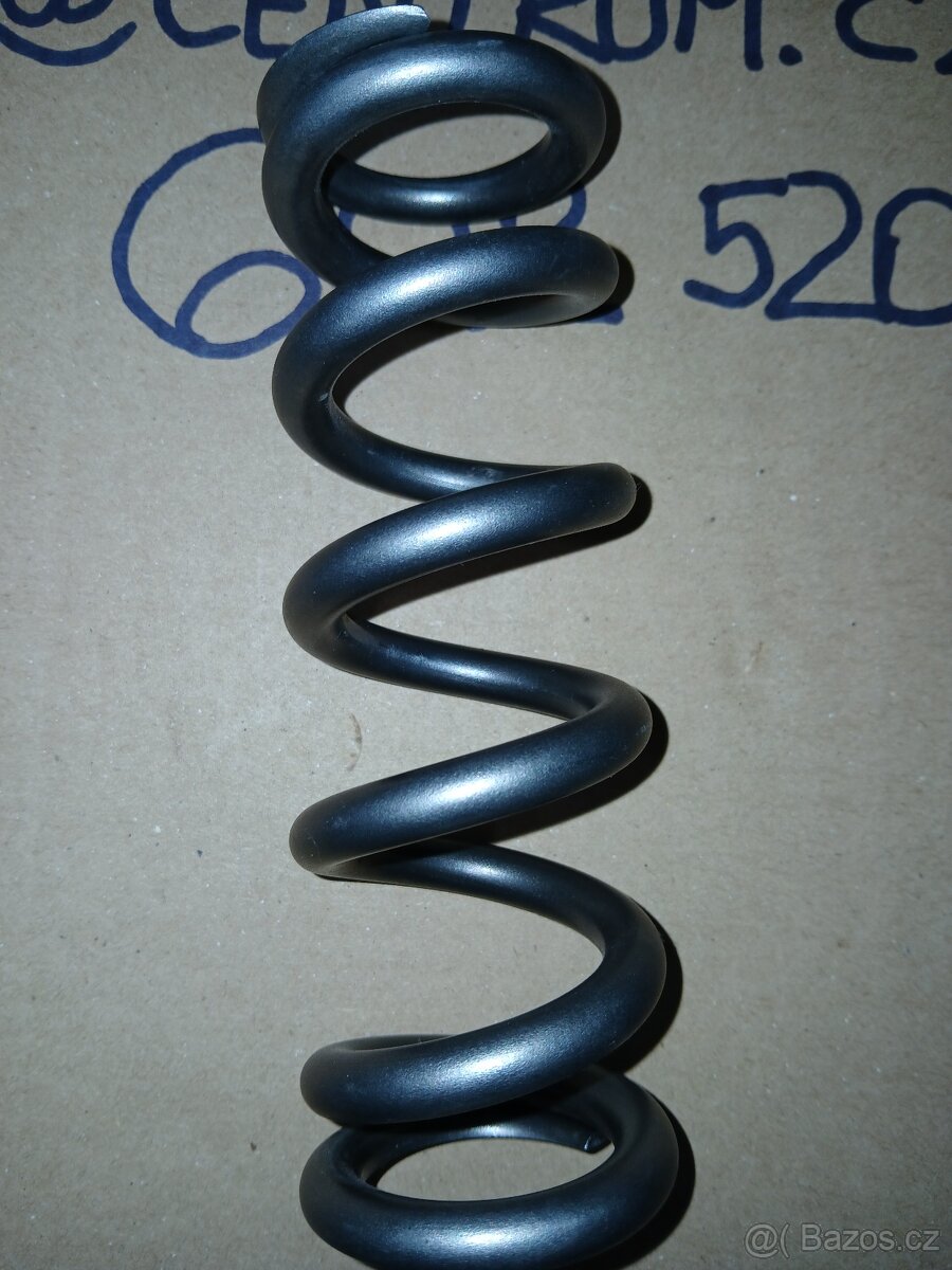 Titanová pružina MANITOU - 6