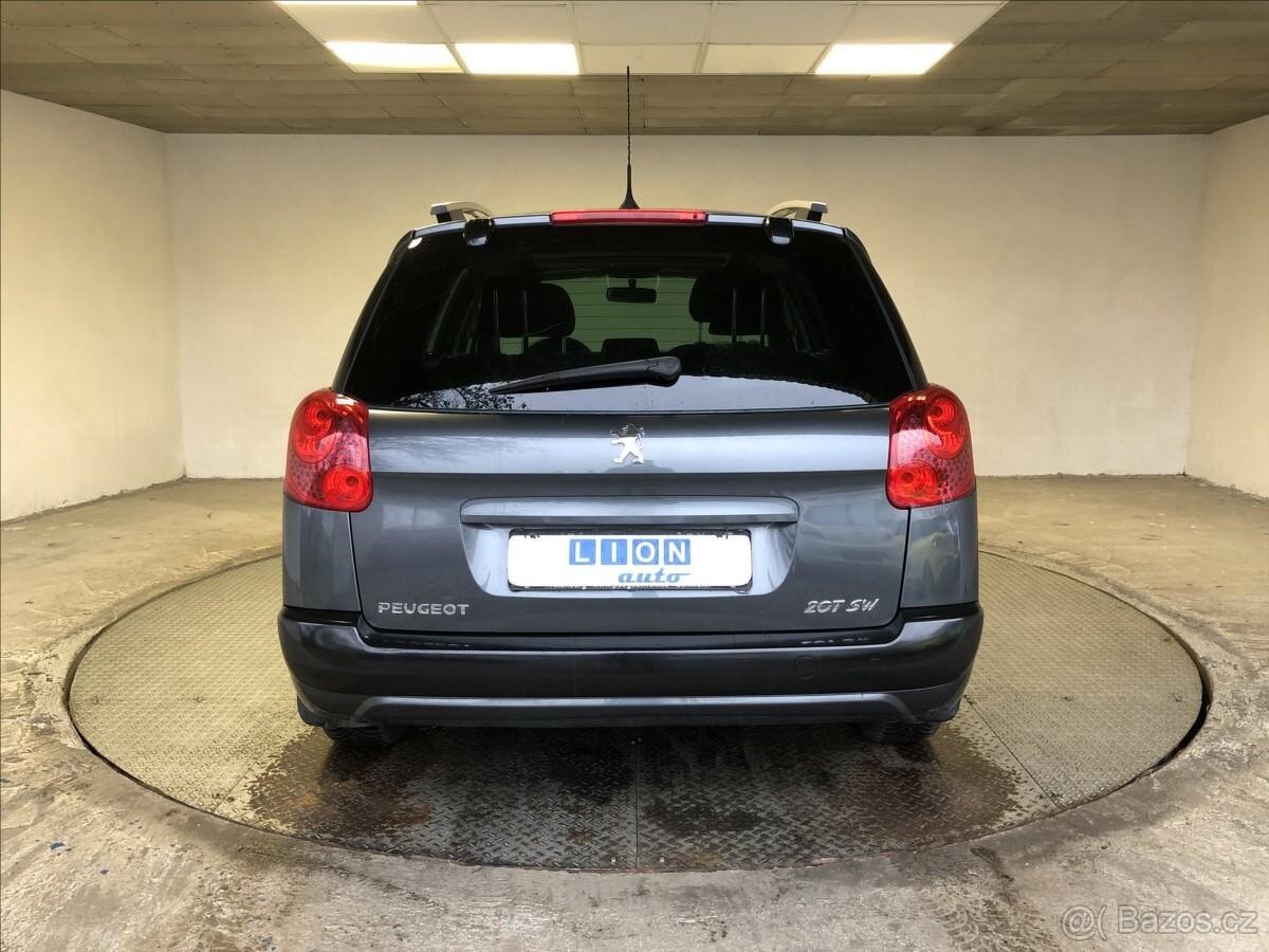 Peugeot 207 sw + - 6