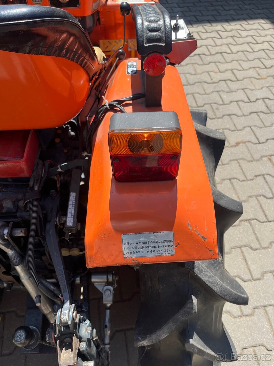 Kubota ZB1500 + vše přislušentví - 6
