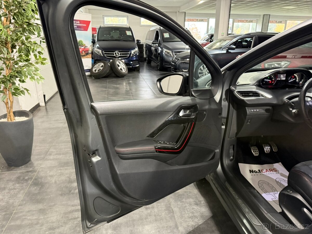 Peugeot 208 1,2 81KW GT-LINE ČIDLA VÝHŘEV - 6