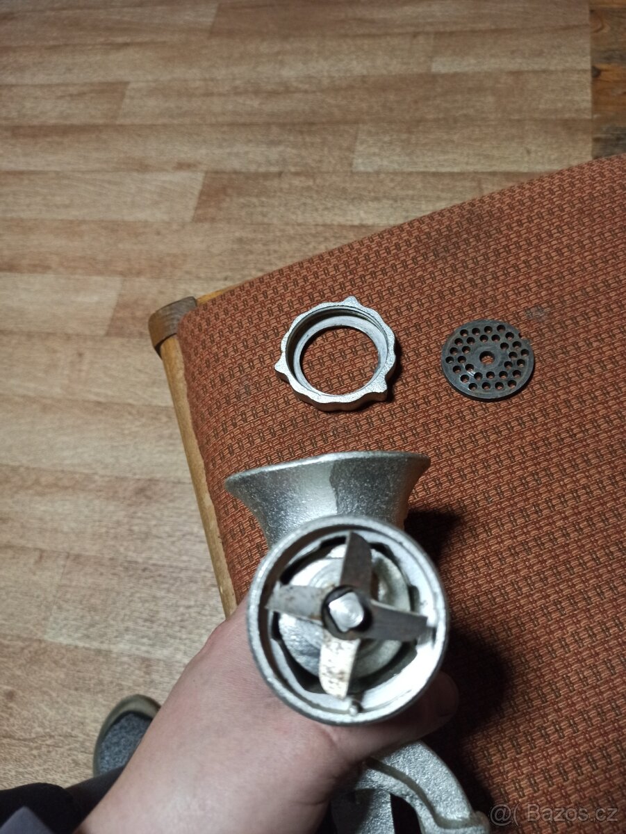 Mlýnek na maso 5 - 6