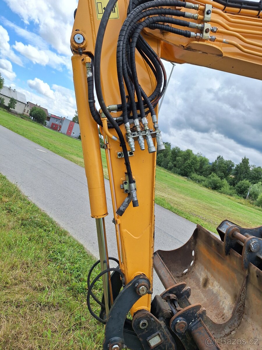 Kolesový otočný bager Hyundai 55w-9a robex - 6