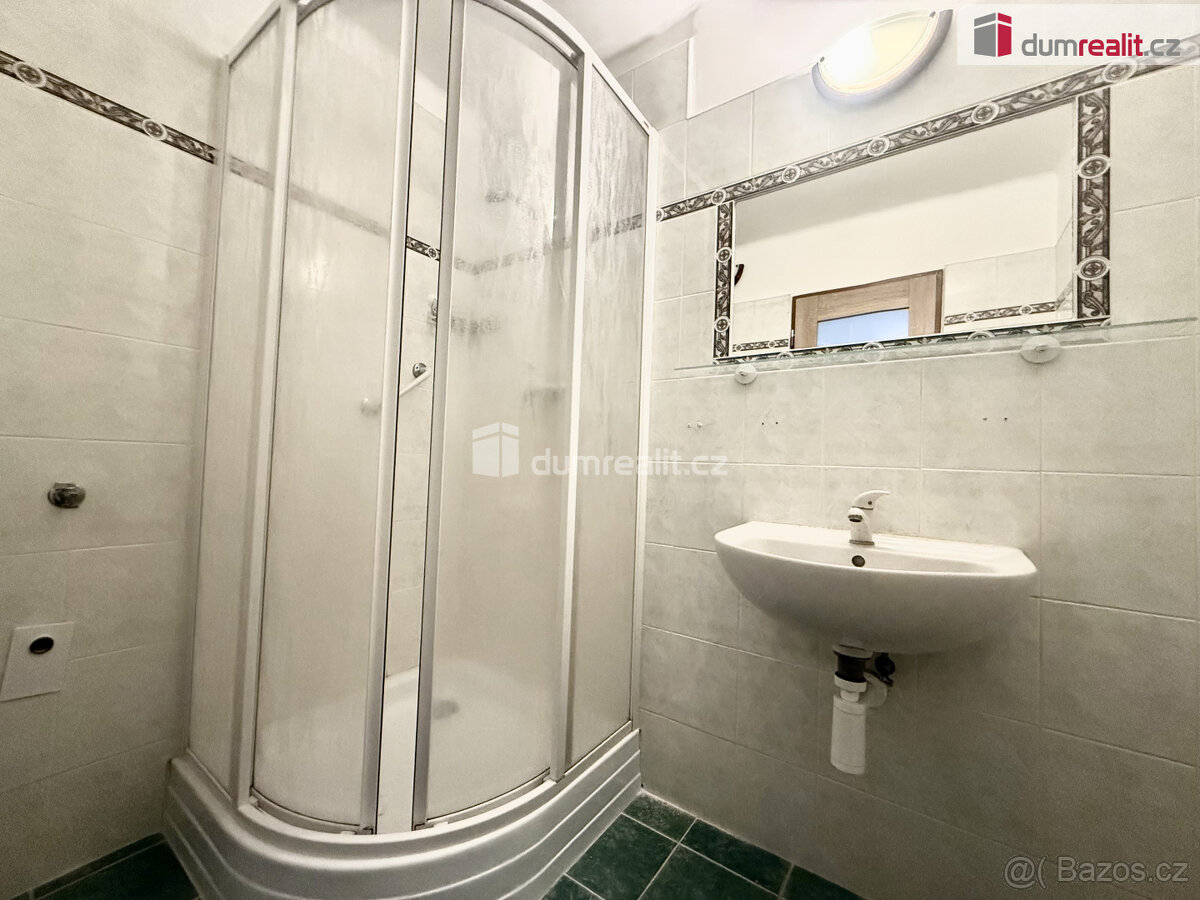 Pronájem zrekonstruovaného bytu - 6