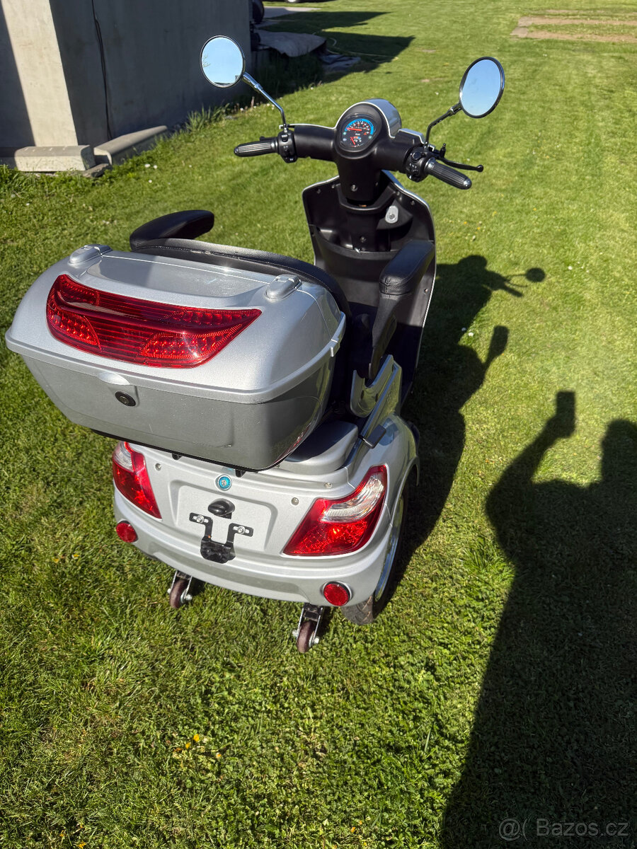 El. tříkolka bez řidičáku Bendi rok 2022 - 6