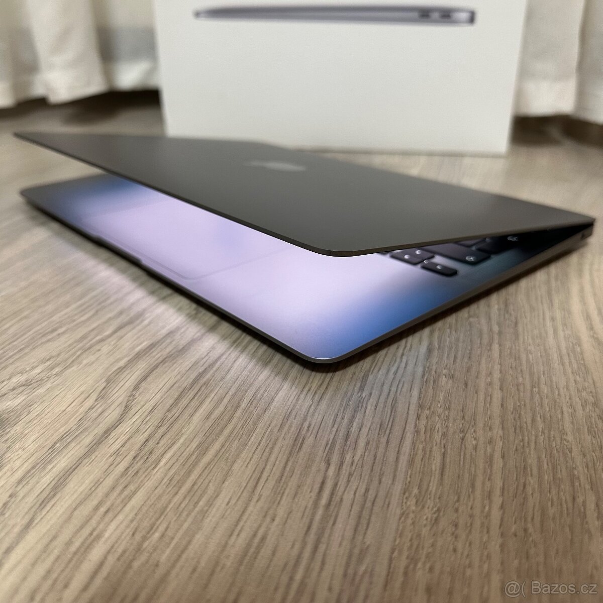 MacBook Air (8GB | M1 | 256gb | 13,3") + Záruka + Apple myš - 6