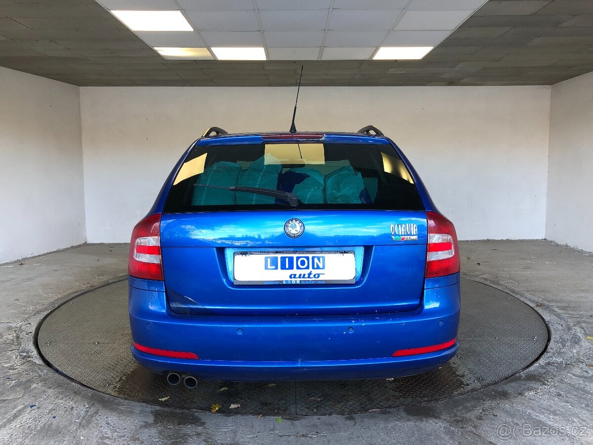 ŠKODA OCTAVIA 2.0TDI COMBI RS - 6