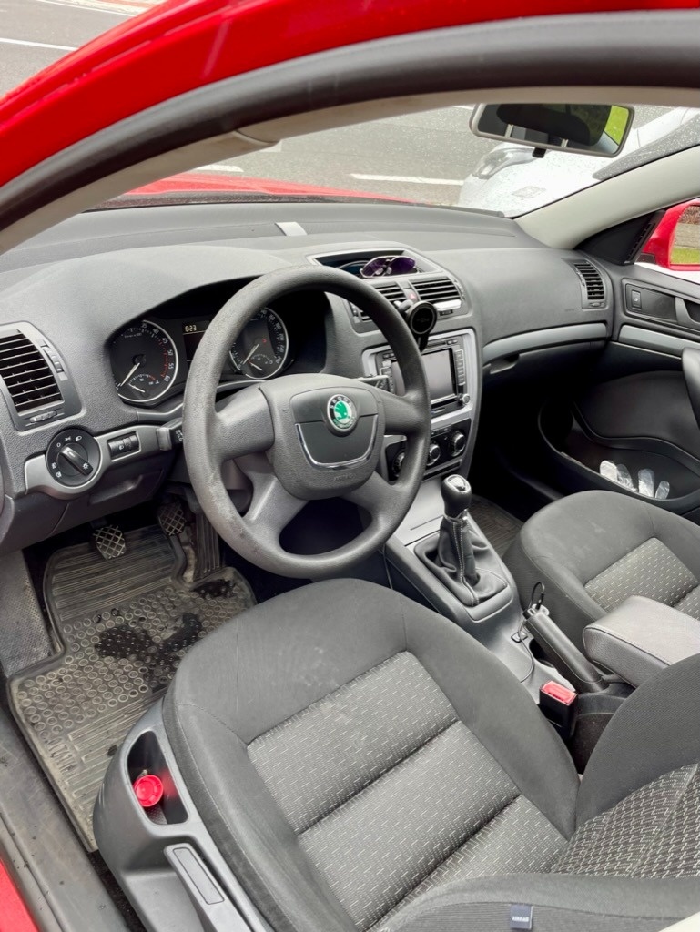 Prodam dily z Octavia 2 FL 2010 BXE - 6