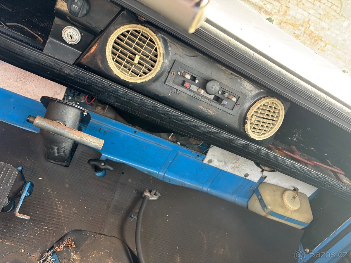 Avia k rozebrání - 6