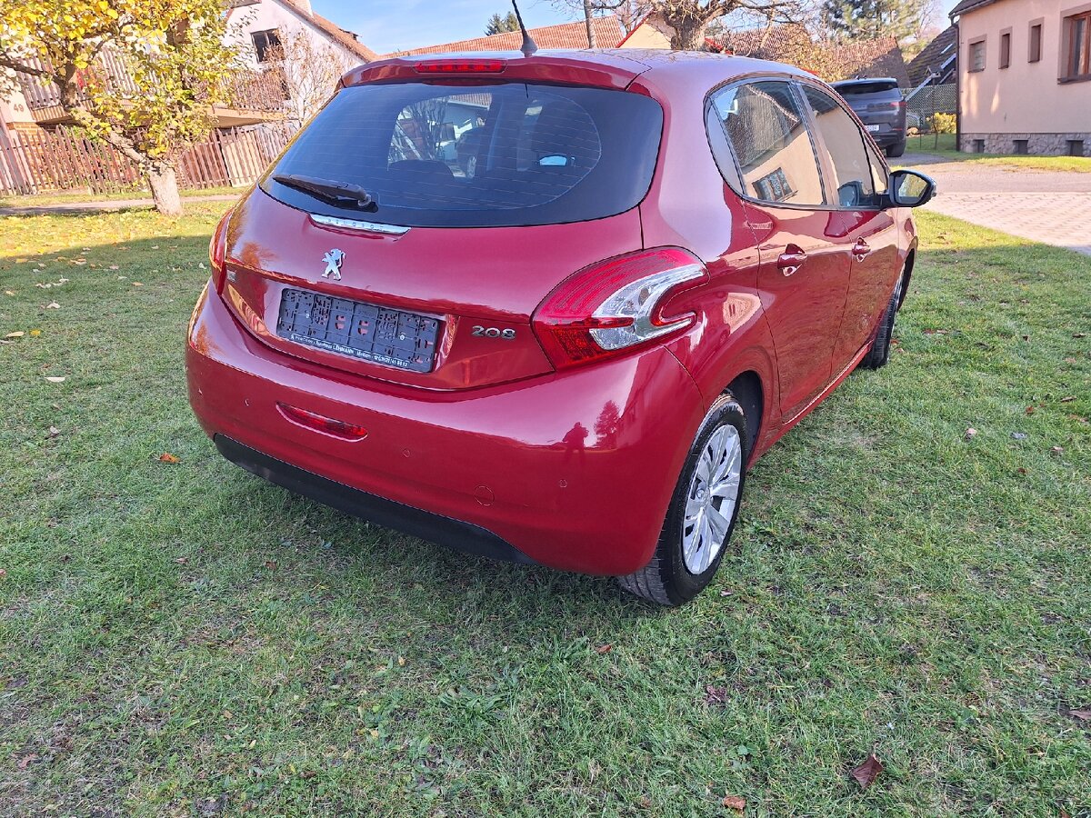 Peugeot 208 1.2 60 - 6
