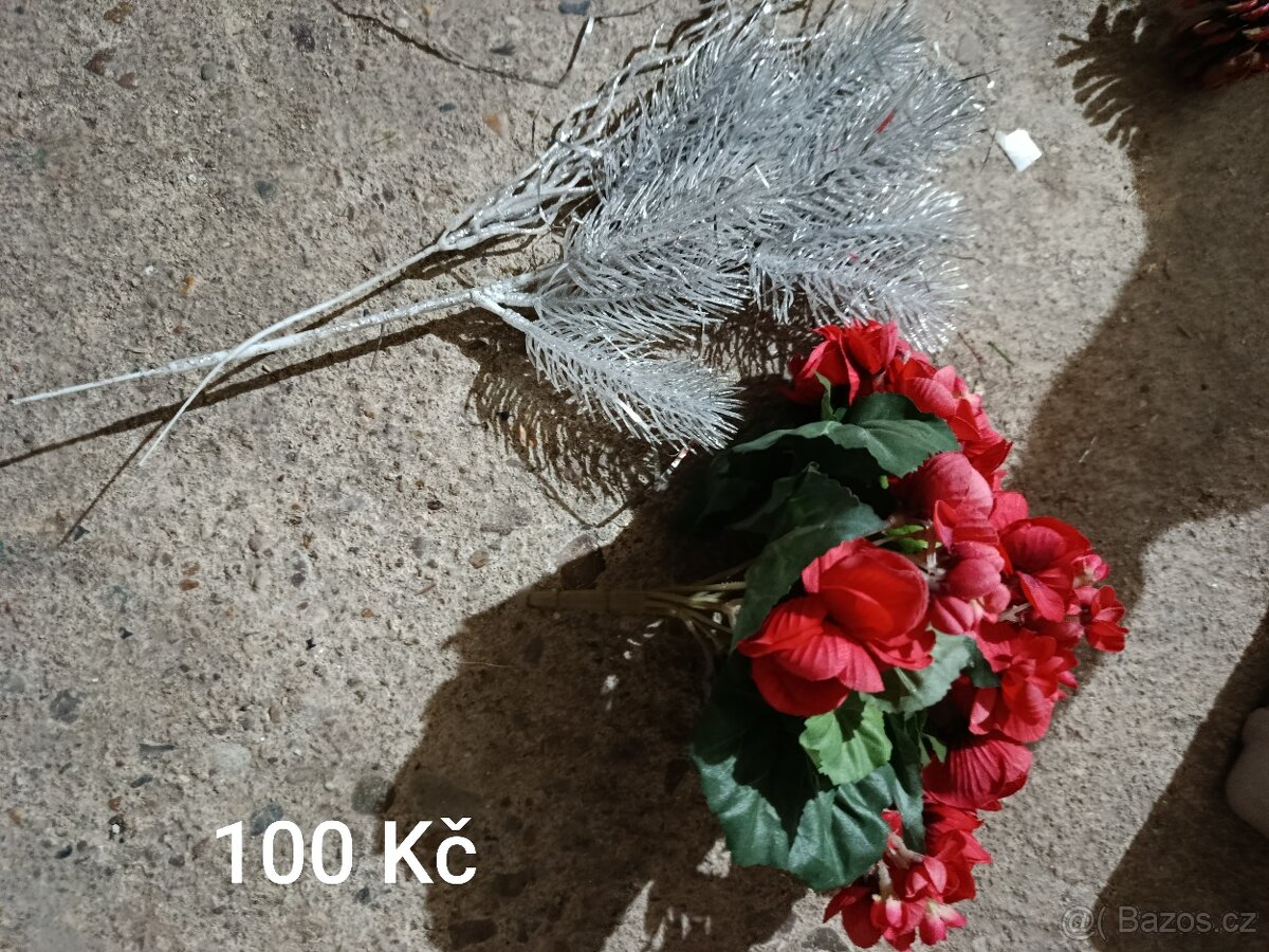 Různé vánoční ozdoby/dekorace - 6