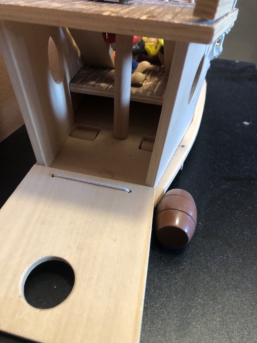 Dřevěná loď hračka s figurkami - 6