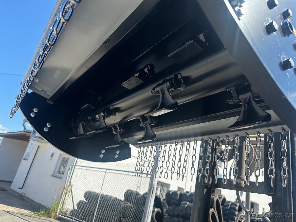 Kladívkový mulčovač Hardy pro stroje 3-6 tun - 6