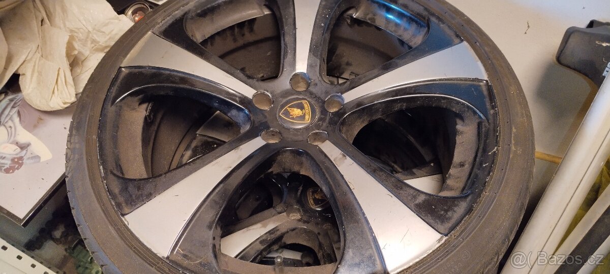 ALU kola R20 pneu pirelli - 6