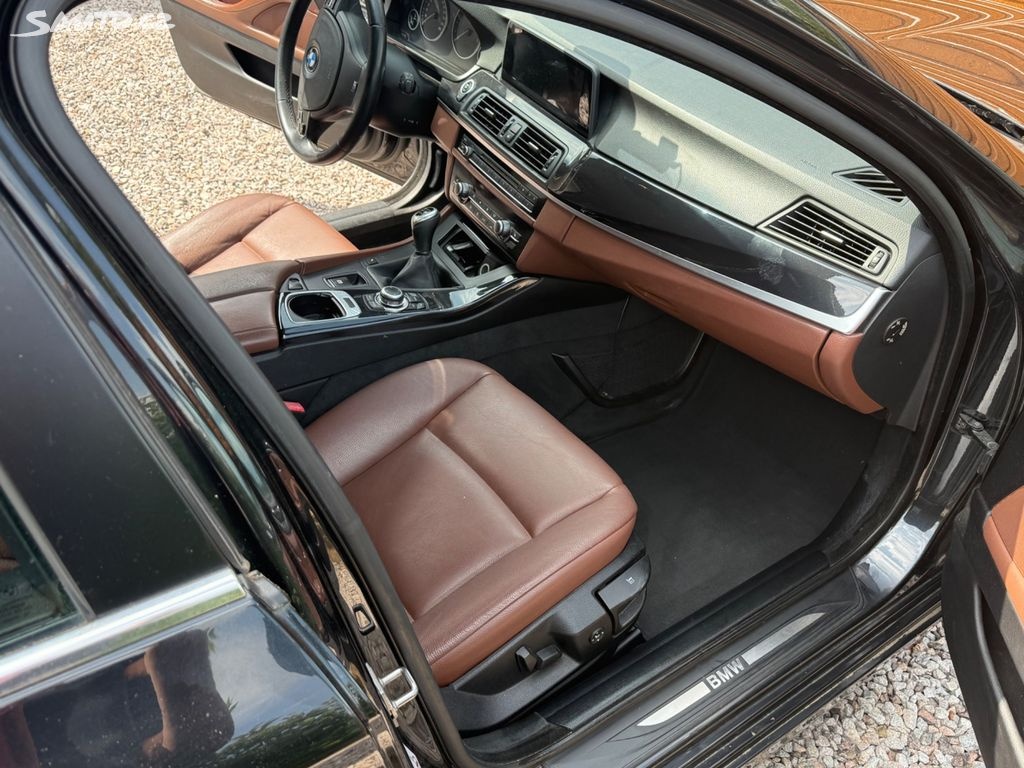 BMW Řada 5, BMW 520D - 6
